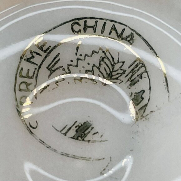 Vintage Fine Porcelain Moriage Vase Hand Painted Layered Enamel Gold Trim Japan - Picture 14 of 16